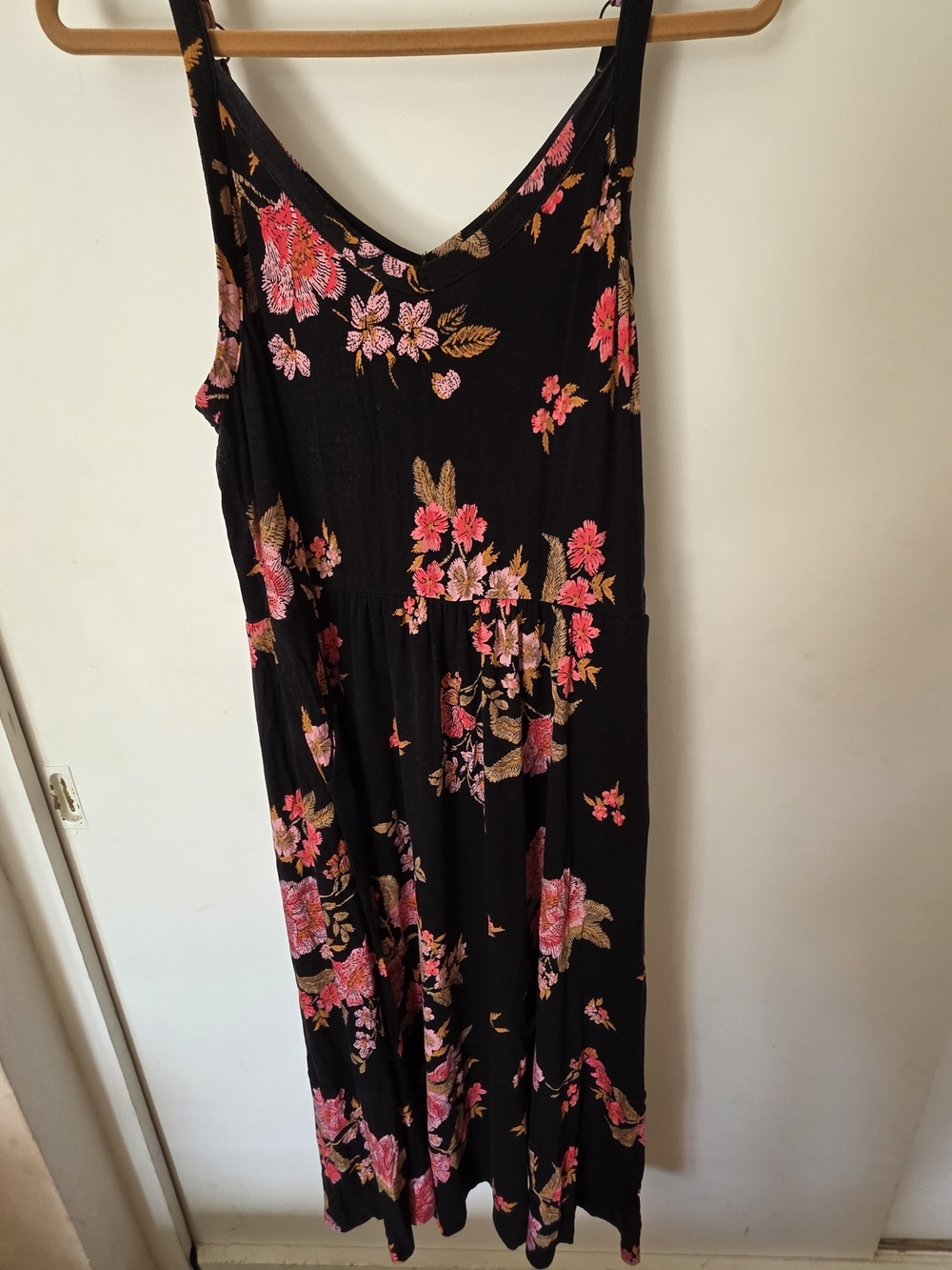 Torrid Super Soft Knit Floral Dress With Pockets 3